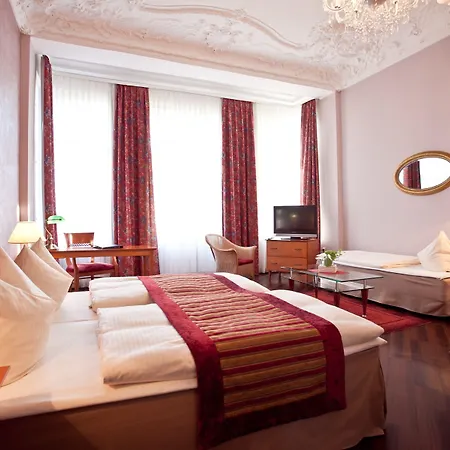 Safestay Kurfurstendamm Hotel 3*
