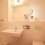 Safestay Kurfurstendamm Hotel