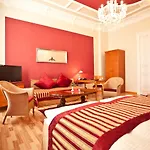 فندق Safestay Kurfurstendamm 3*