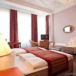 فندق Safestay Kurfurstendamm 3*