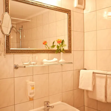 호텔 Safestay Kurfurstendamm 3*